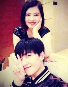 杨洋女朋友吃瓜,吃瓜群众热议不断